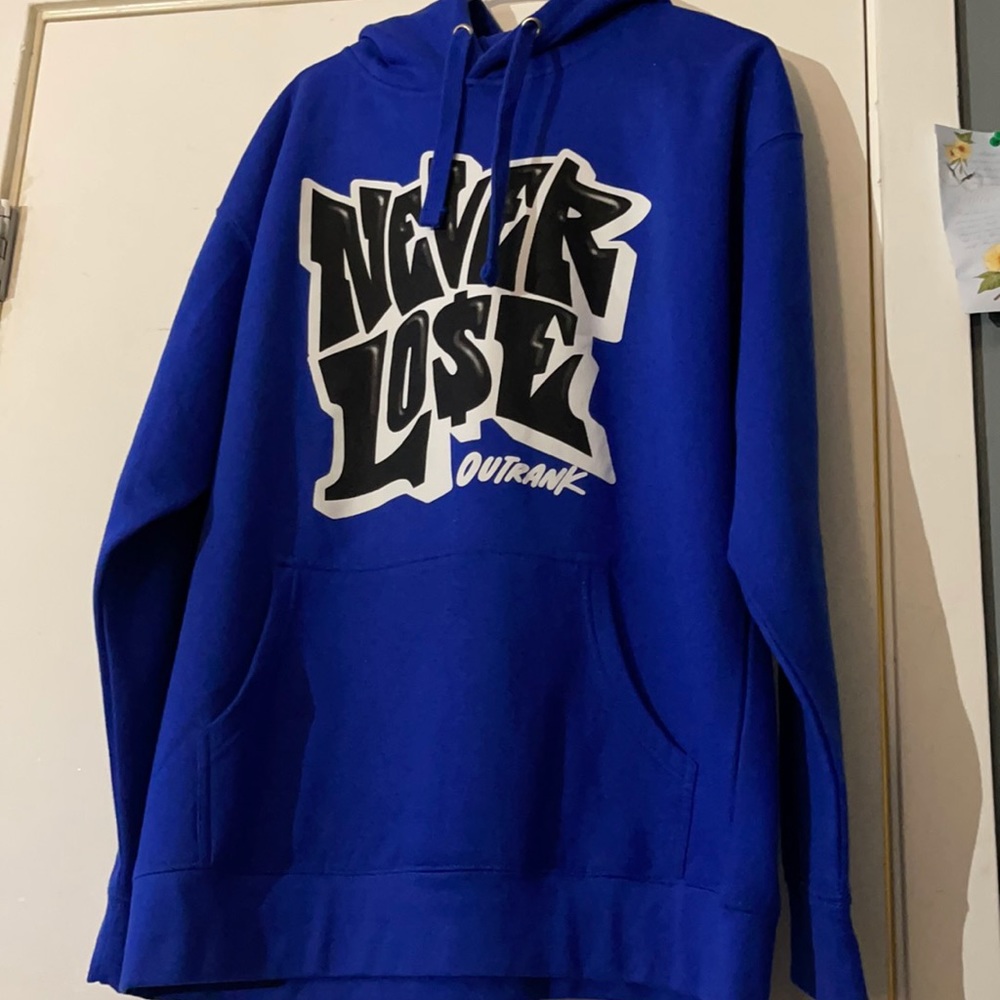 New Men sweater